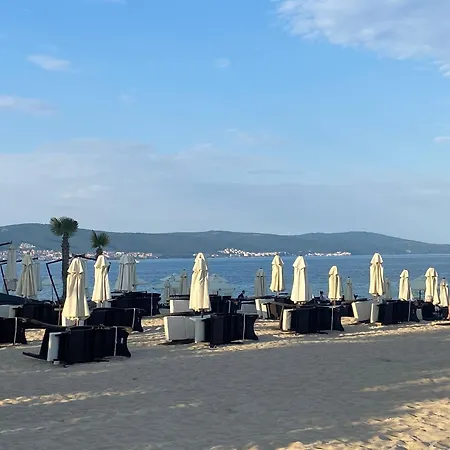 Апартамент Vip Vision 409 Sunny